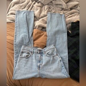 Abercrombie & Fitch The 90s Relaxed Jean High Rise